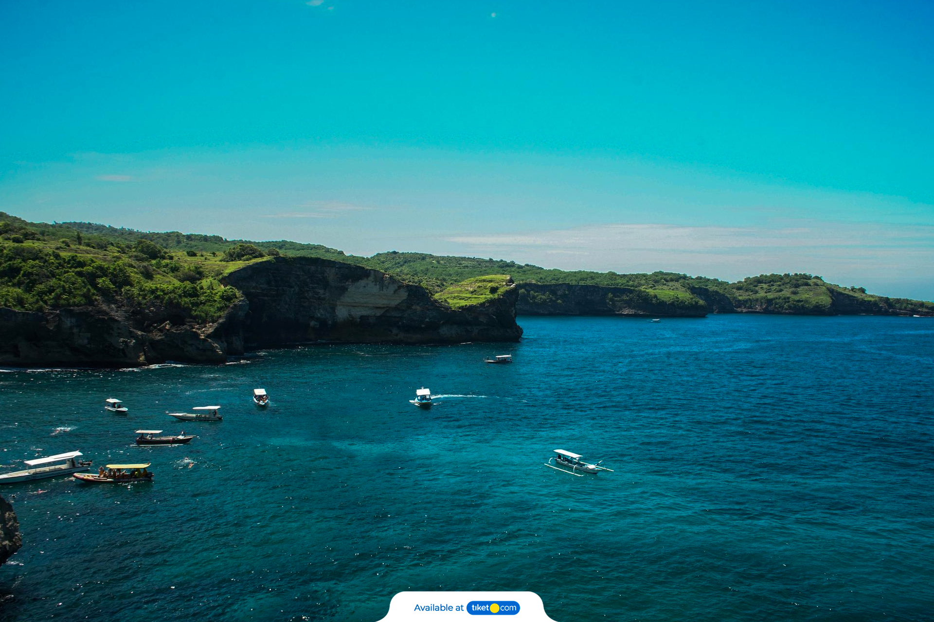Nusa Penida Manta Bay.jpg