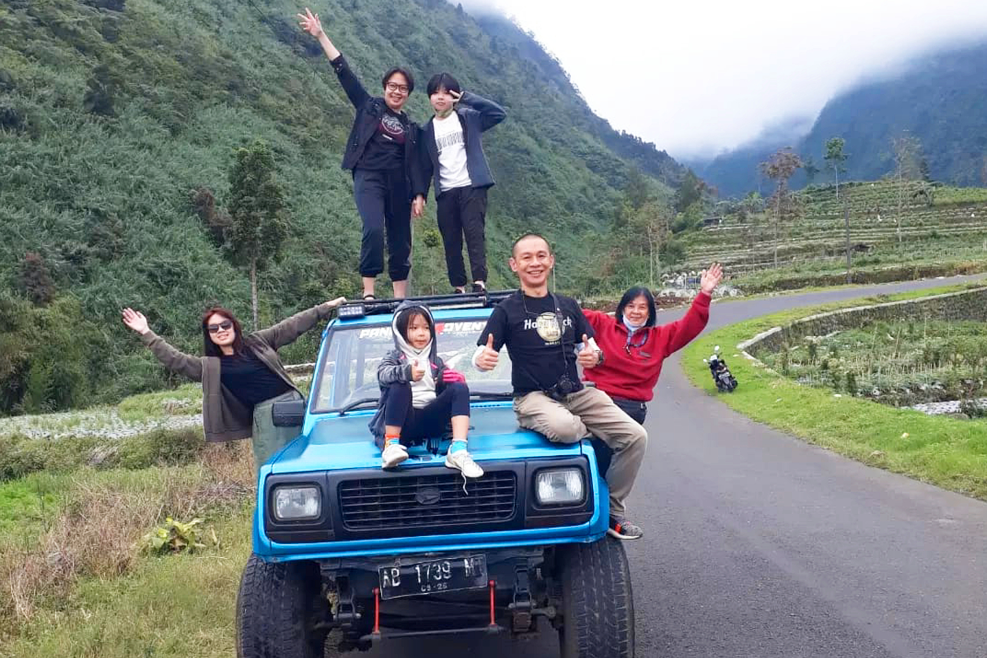 Dieng Jeep Adventure By Bidara Dieng (4).jpg