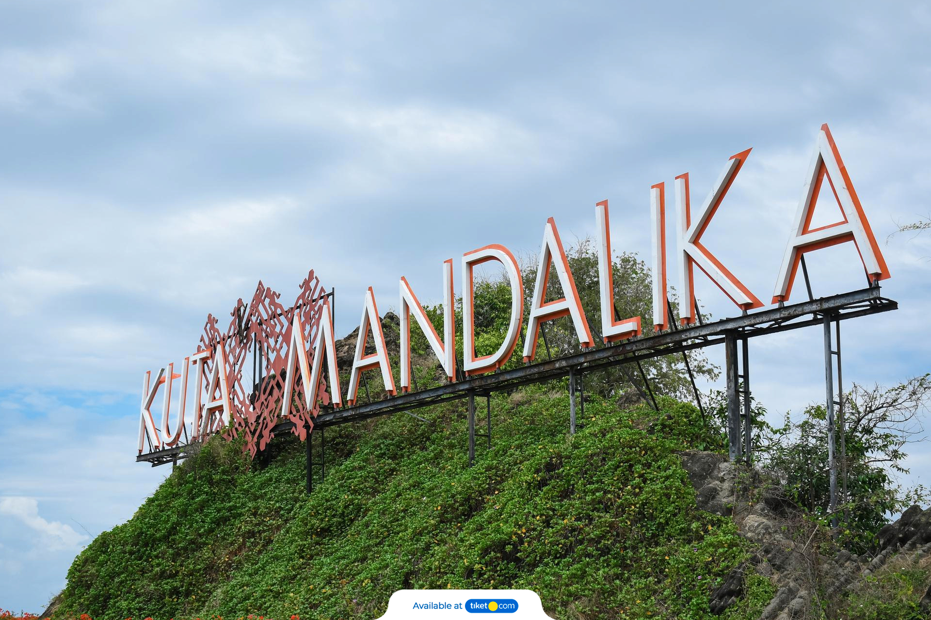 Lombok Kuta Mandalika Sasak (2).jpg-backdrop