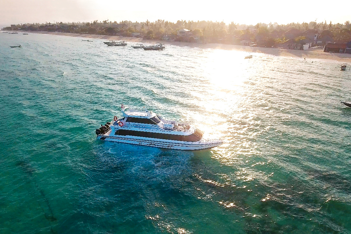 Fast Boat ke Penida by Bali Best Adventure rJ7FHBJo