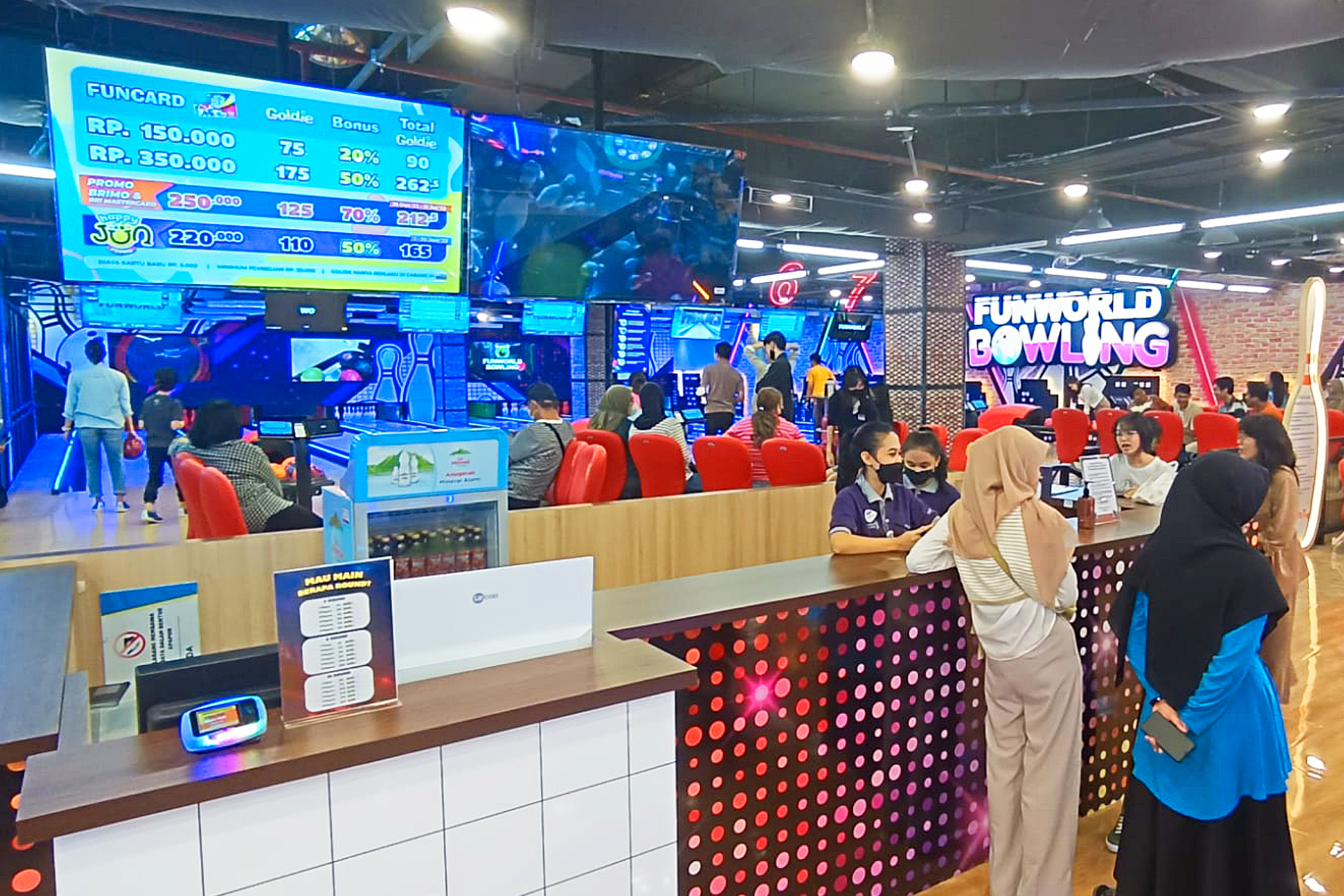 Funworld Bowling Pakuwon Solo Baru alAZLb5R