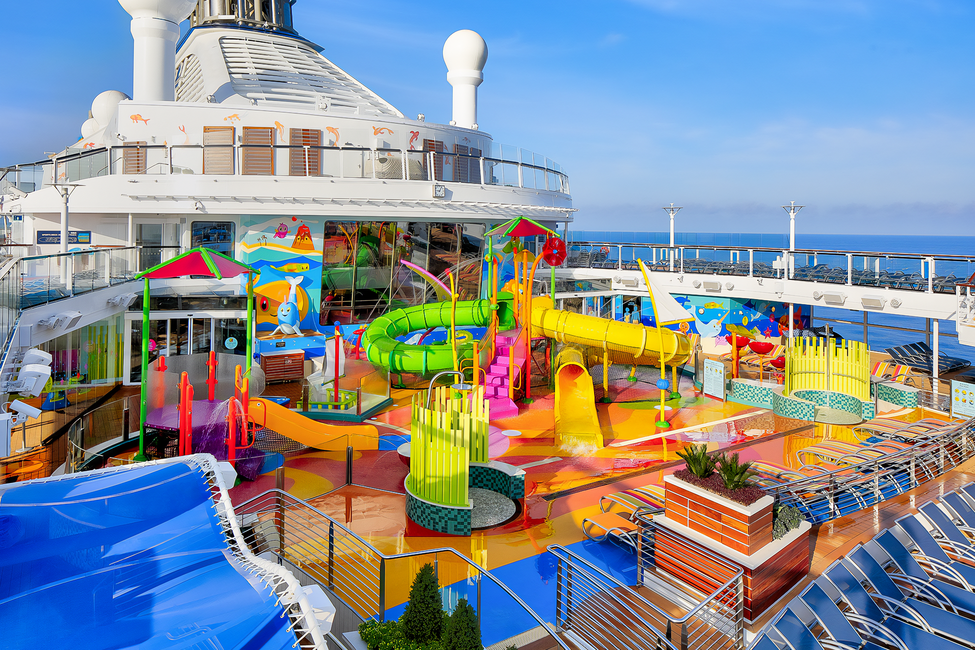 Лайнер spectrum of the seas. Spectrum of the seas лайнер. спектрум роял карибиан. odyssey of the seas круизный лайнер. royal caribbean spectrum of the seas.