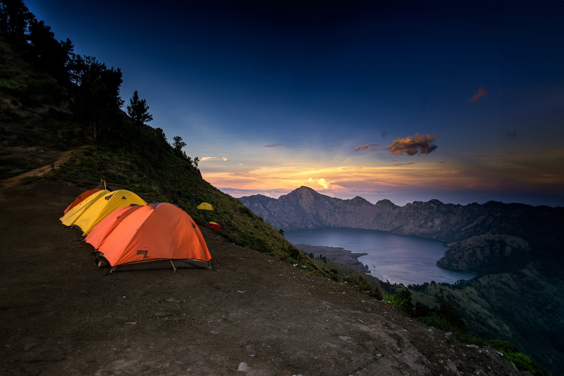 Open Trip to GUNUNG RINJANI by Travel Buddies PSPPITQ1