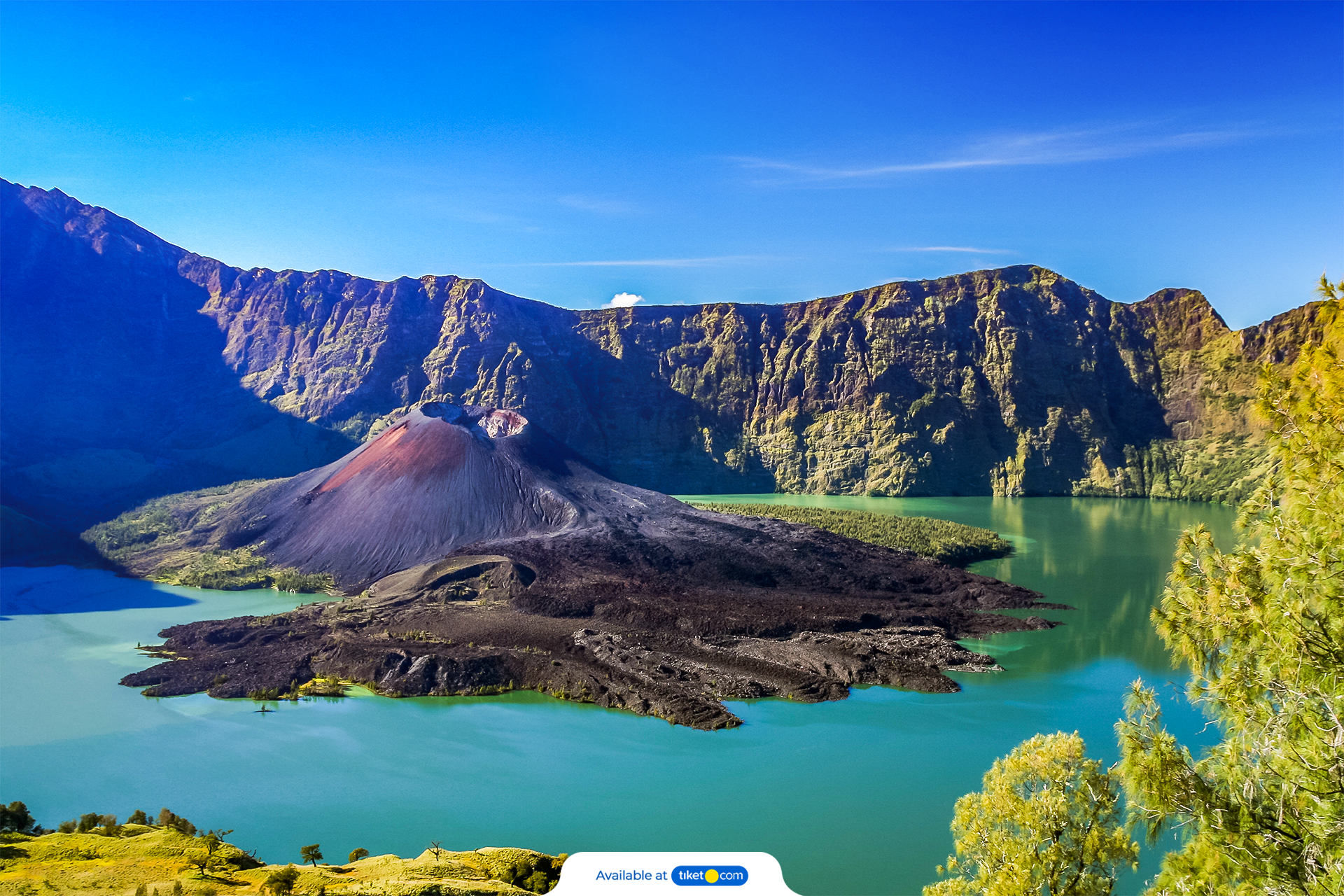 Open Trip to GUNUNG RINJANI by Travel Buddies BMn9soqo-backdrop