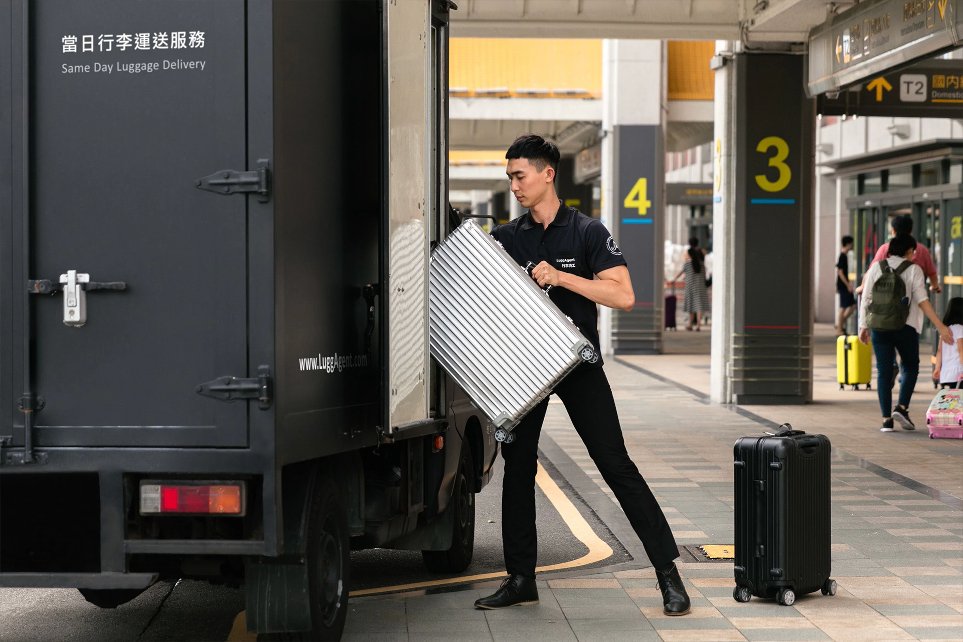 Taipei Luggage Services by LuggAgent (To/From Taipei Airport/Downtown) QjgnZ8W2