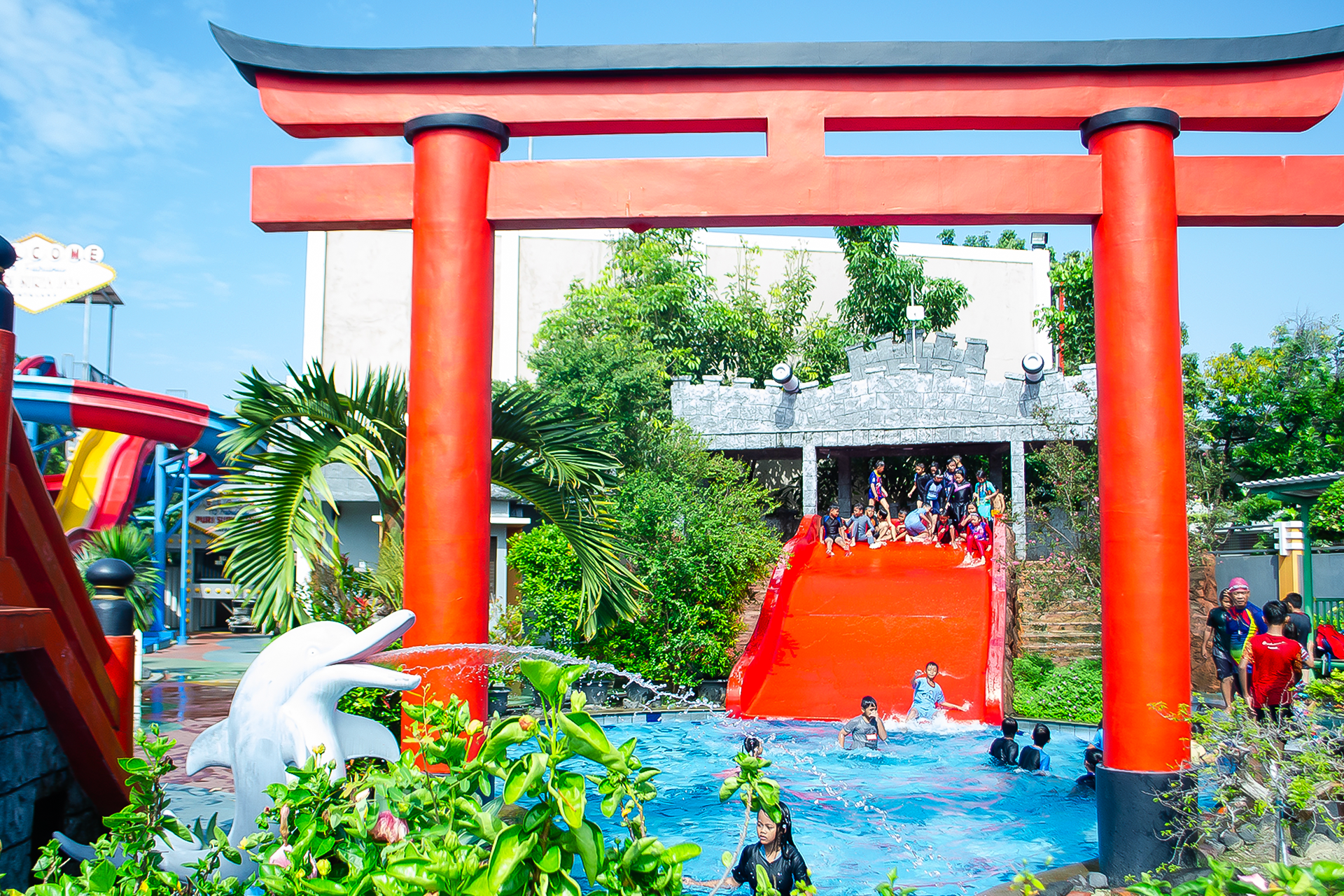 Puri Surya Jaya Splash Waterpark 7tAksDEt