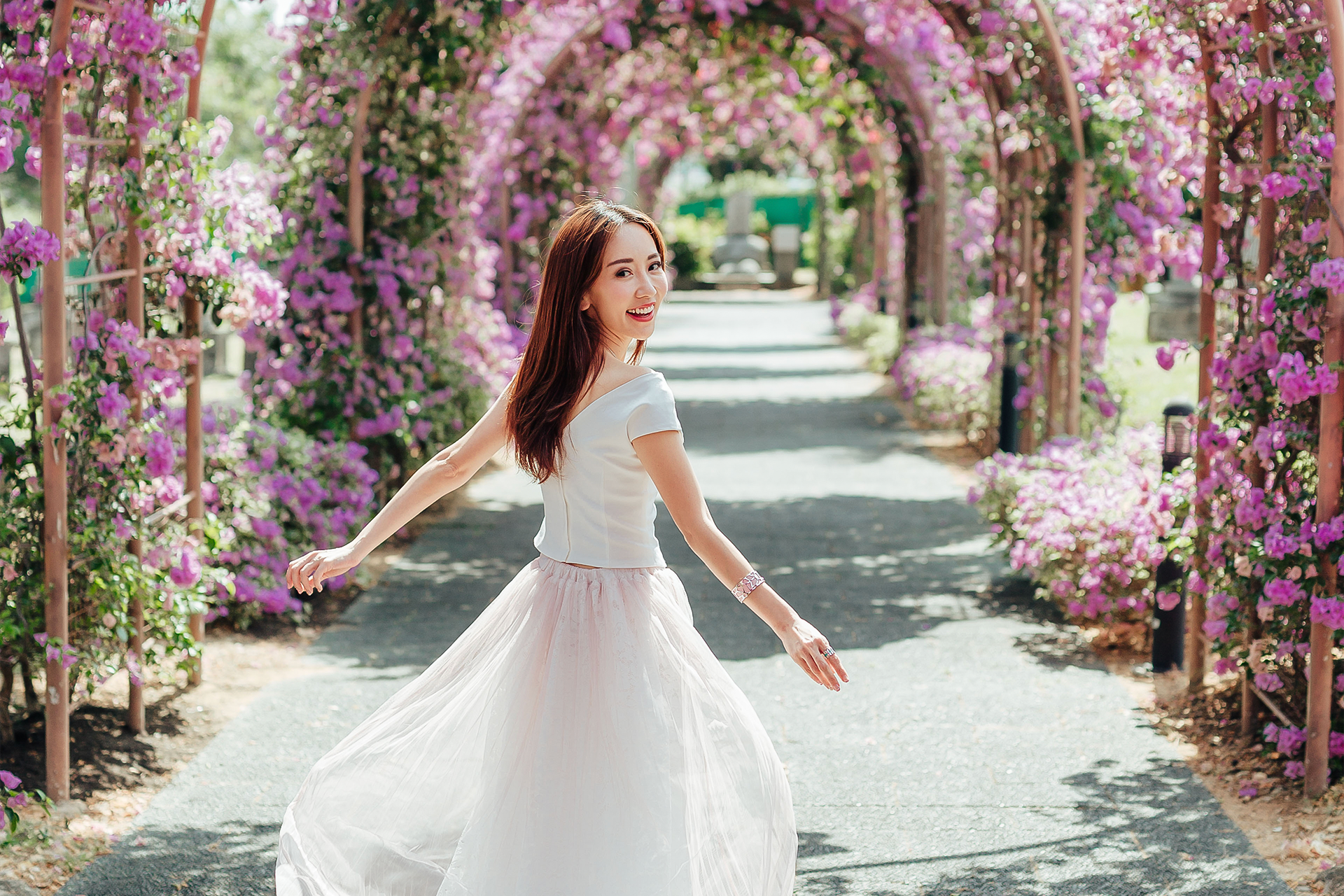 Embrace Singapore's Urban Chic with Sweet Escape KK3MB2Eu