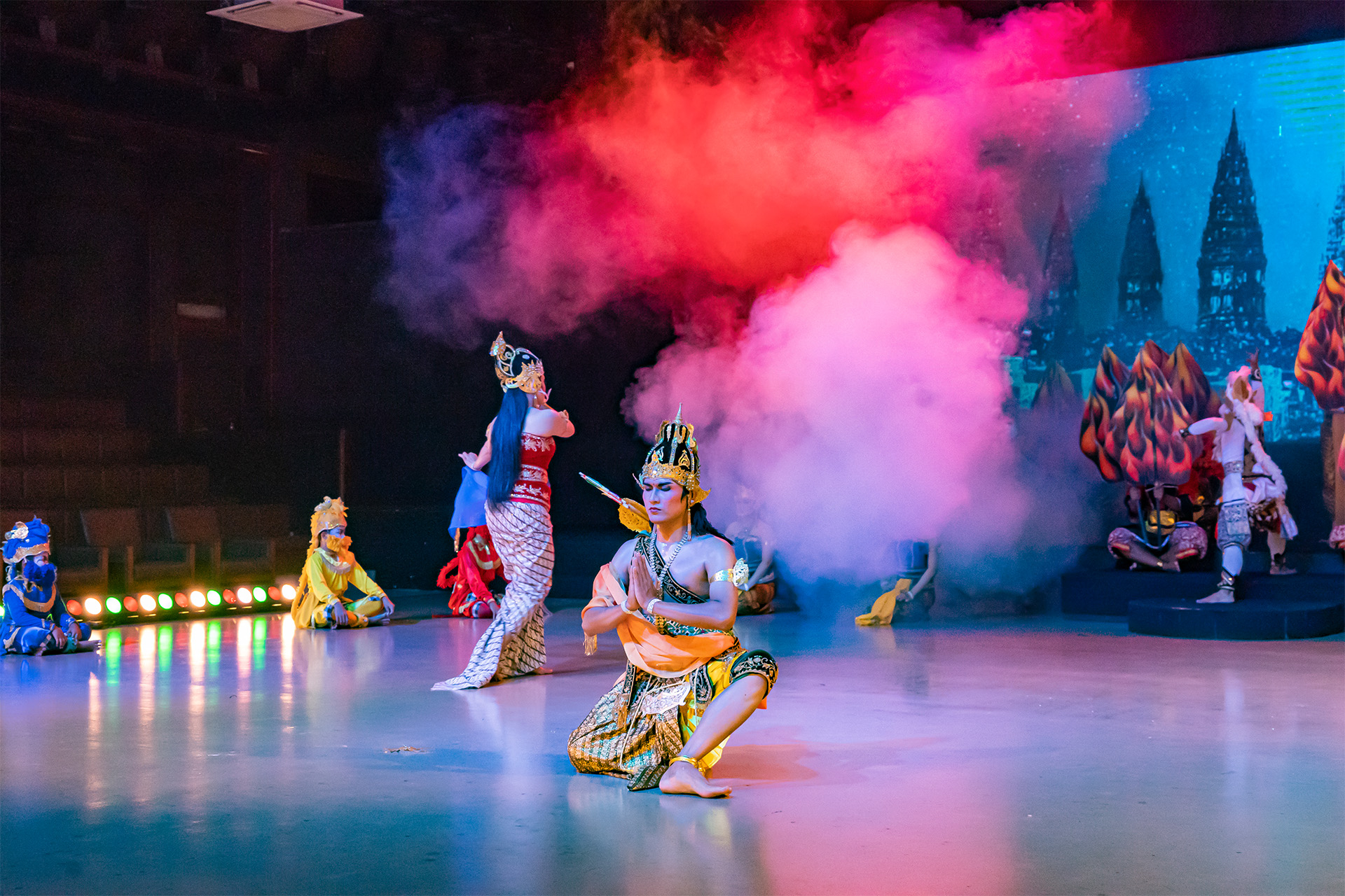 Ramayana Ballet Prambanan v1Pnu2Q7