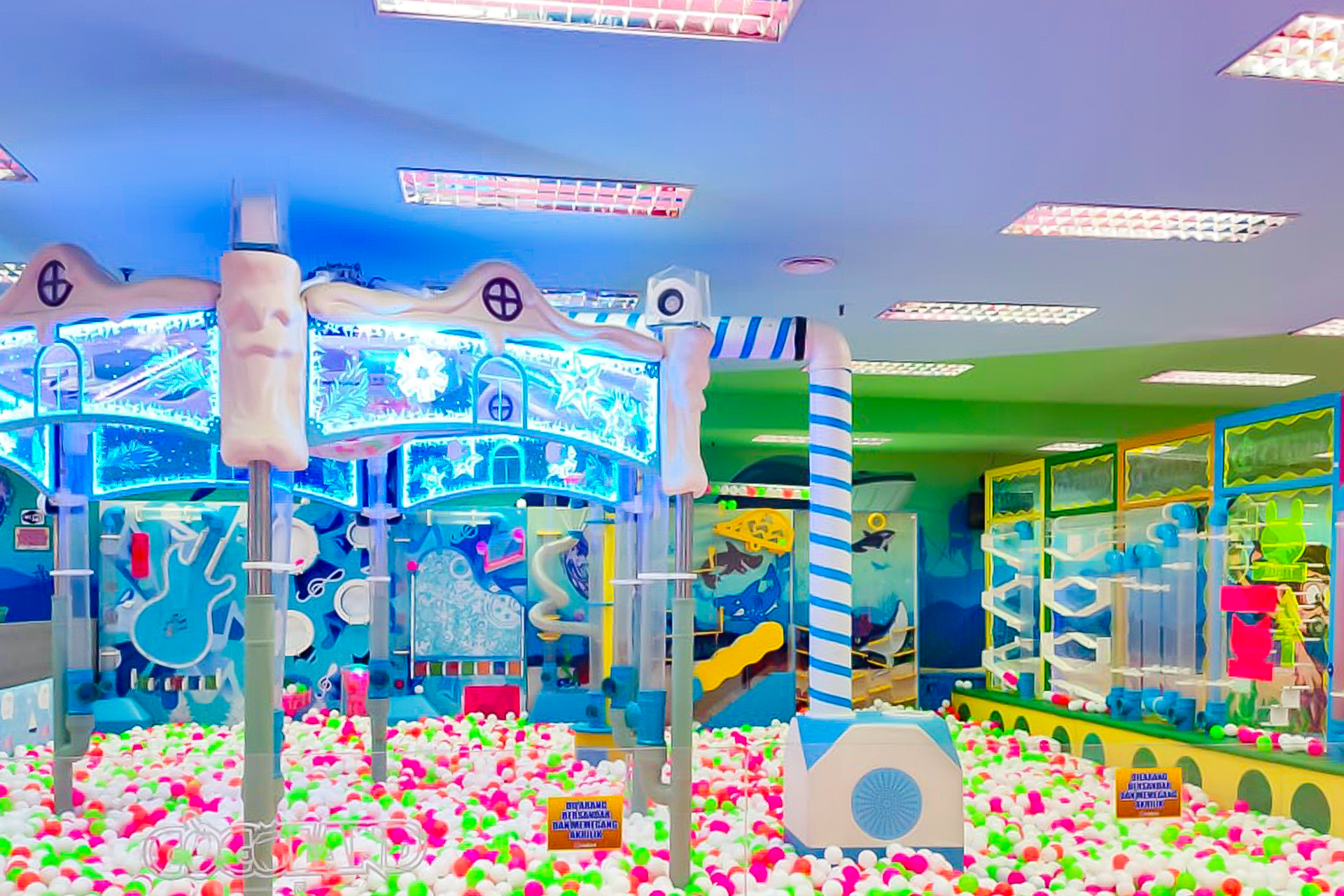 Cocoland Pluit Village XZzKjzkL