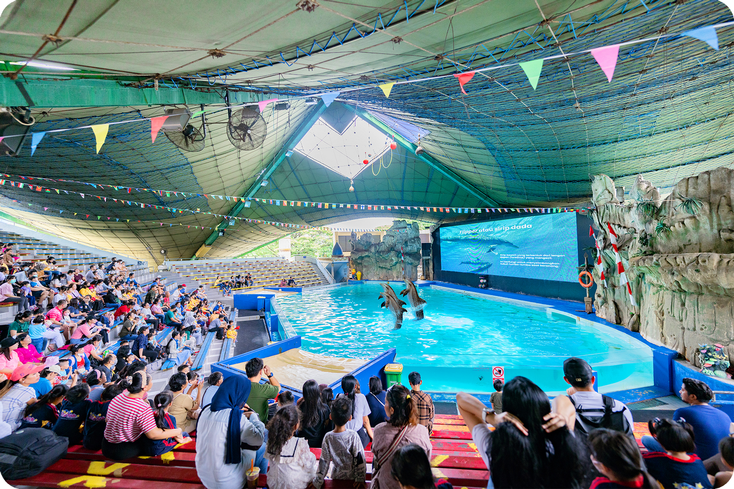 https://s-light.tiket.photos/t/01E25EBZS3W0FY9GTG6C42E1SE/rsfit19201280gsm/events/2025/02/25/764dac02-ed6d-4ba2-ab87-2f73e7819897-1740457418507-3b836be544ddbf53308518c900c4e5f2.png