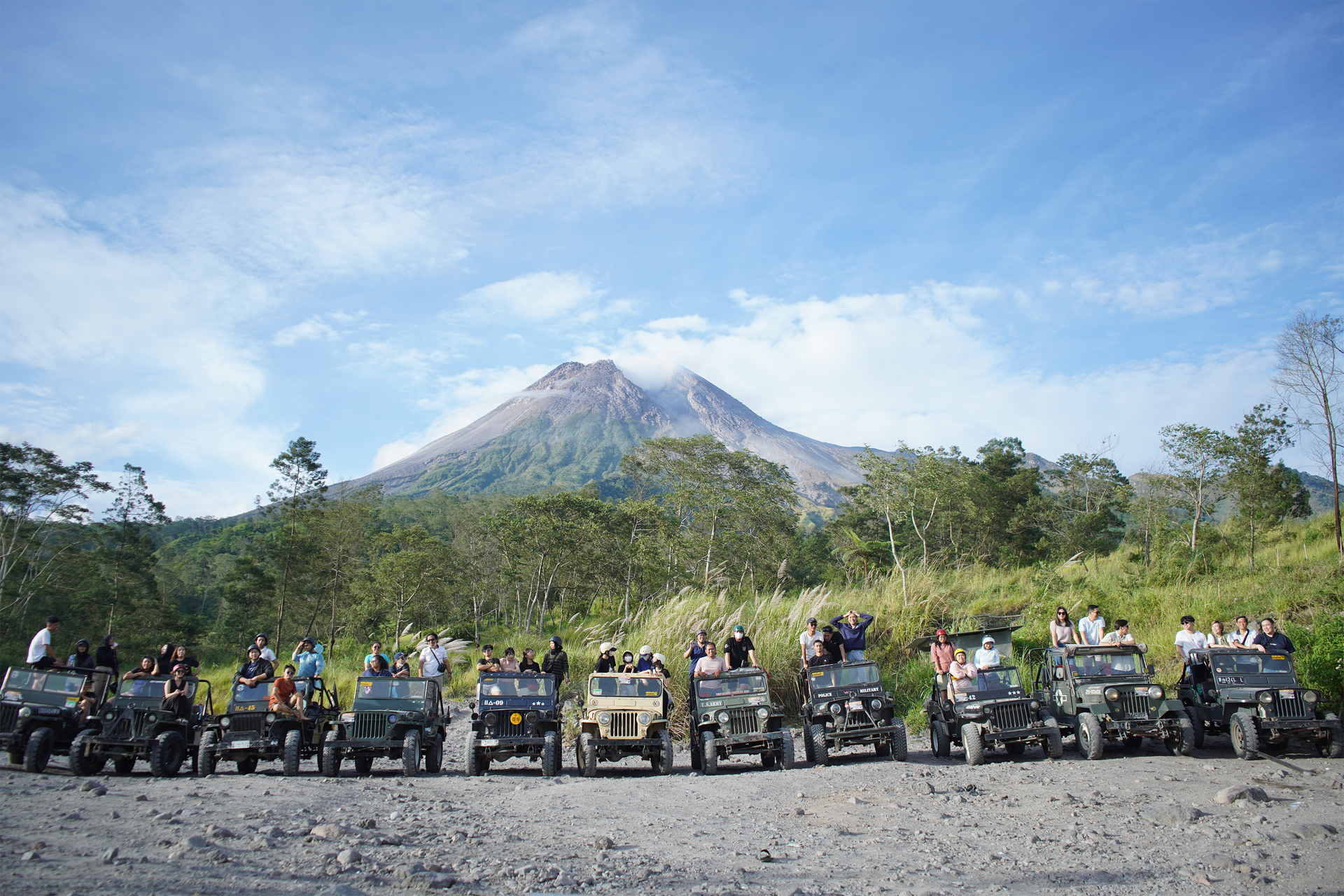 One Day Merapi Jeep By Arowisata aRxubAji