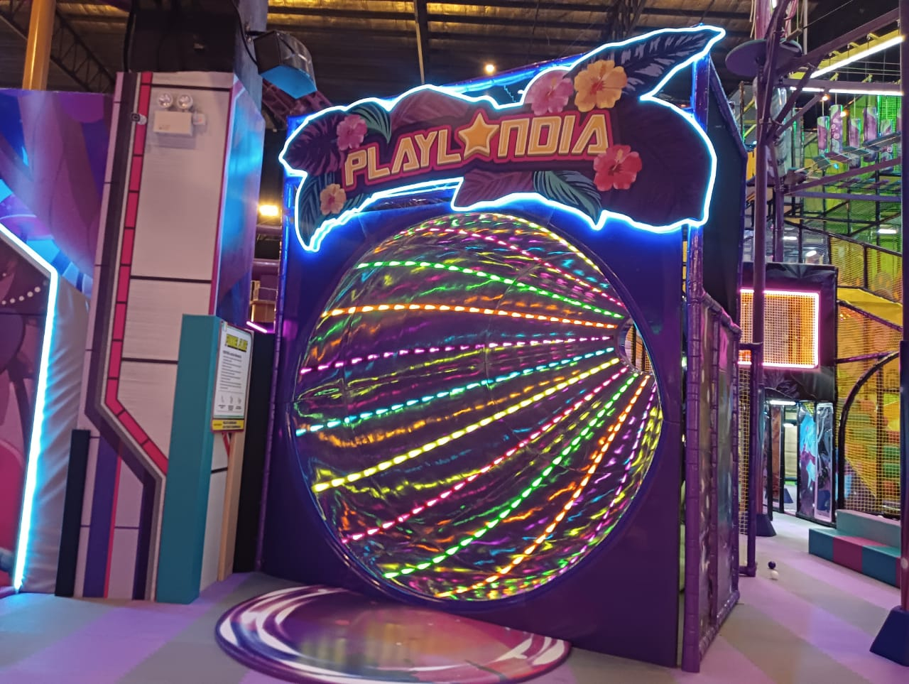 Playlandia Mall Alam Sutera q8BQbycC