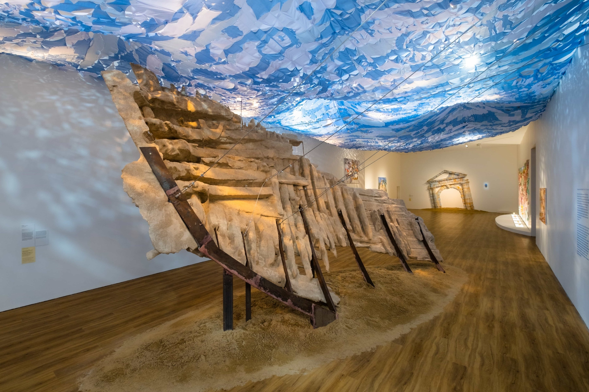 Museum MACAN (Modern and Contemporary Art in Nusantara) 5gluNUam