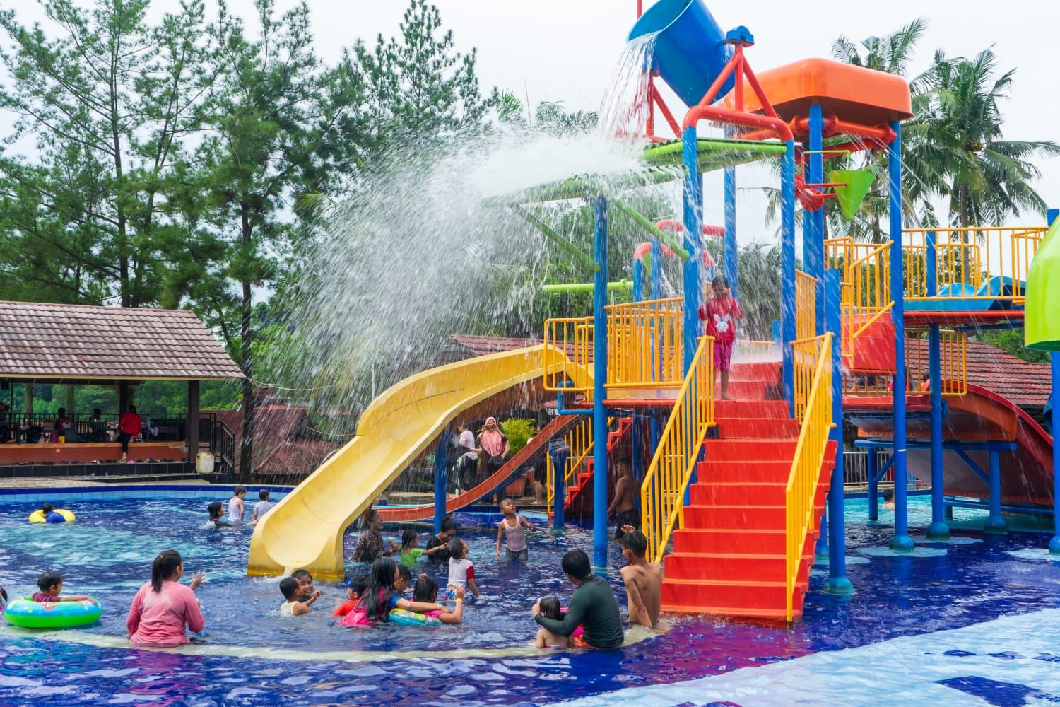 Wahana Wisata Air & Waterpark Situ Gintung