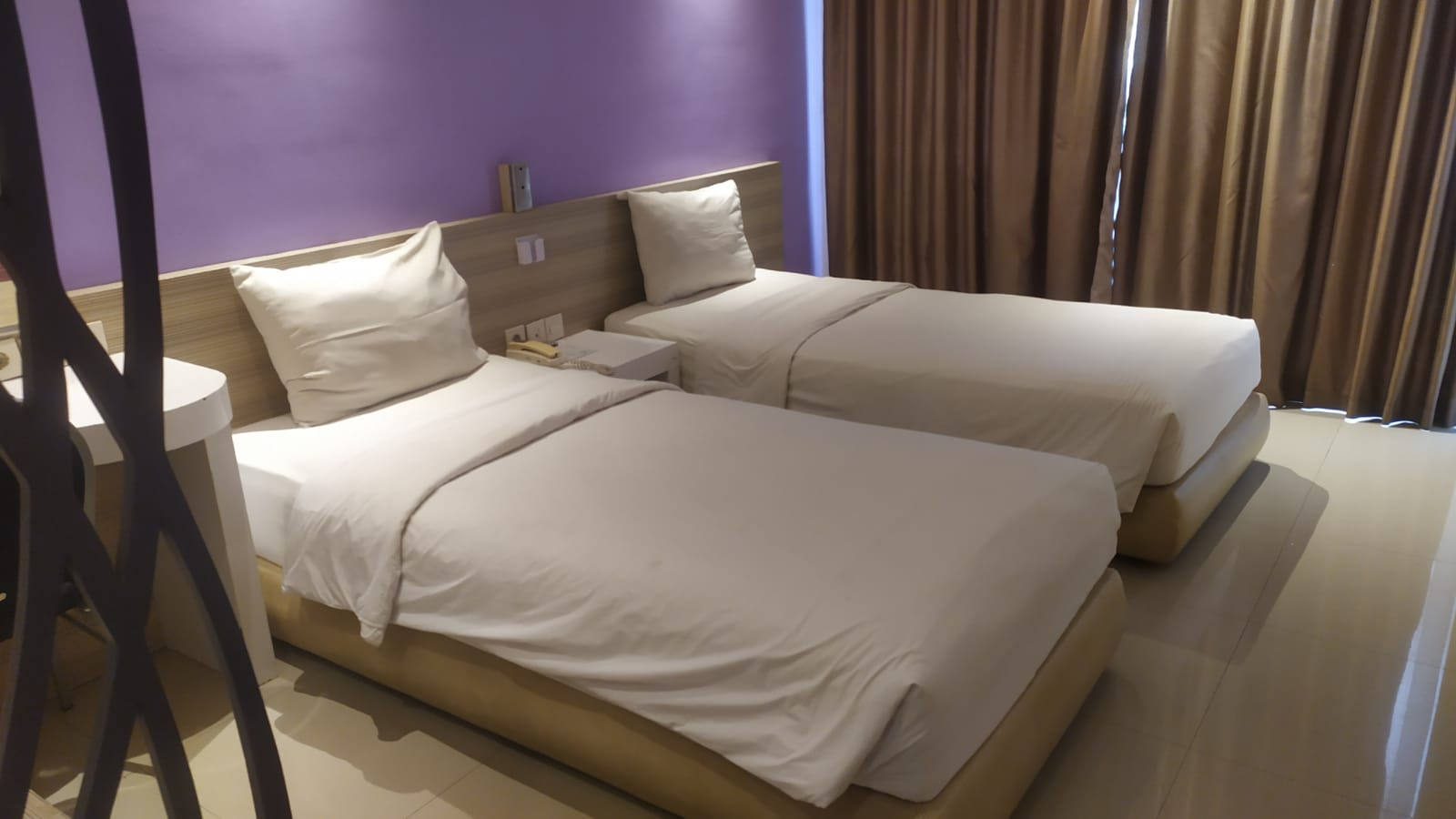 Kamar Ekonomi Twin