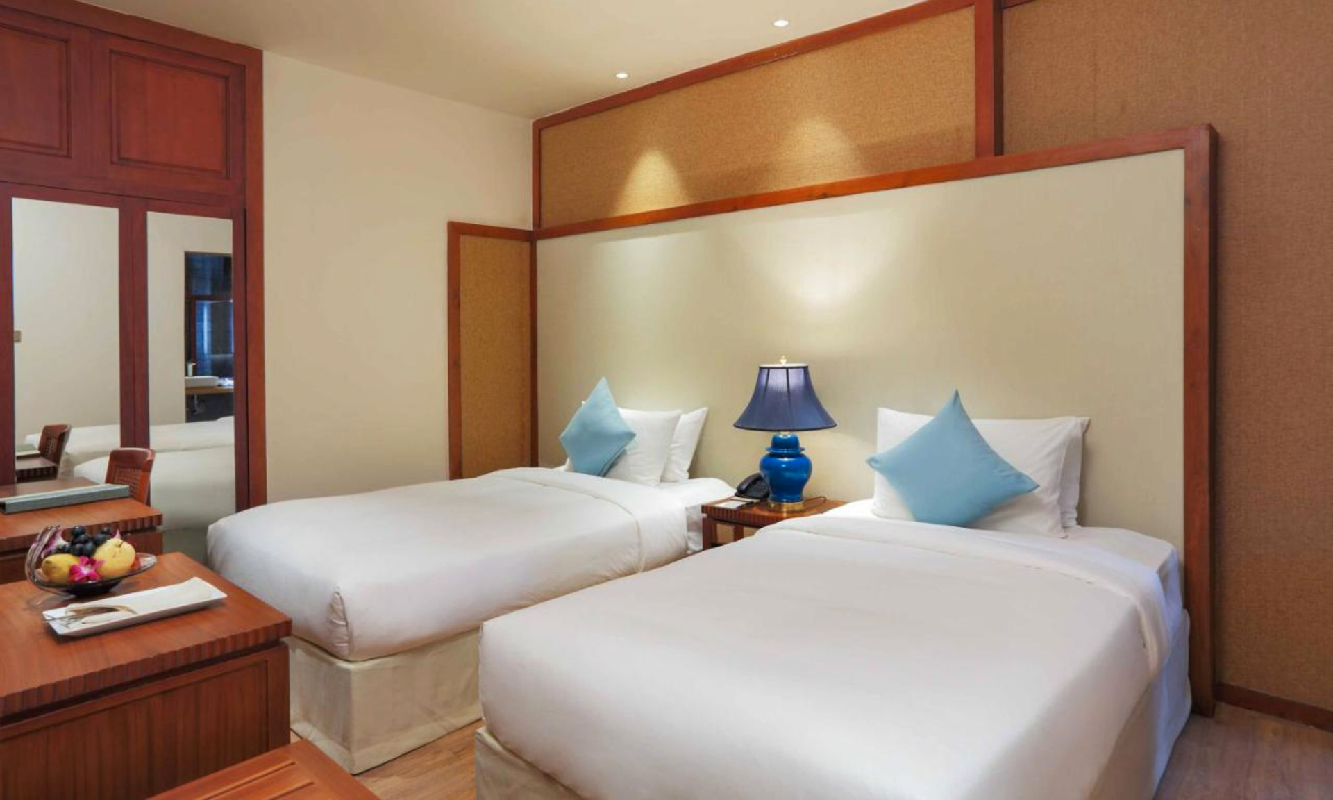 Kamar Eksekutif Twin