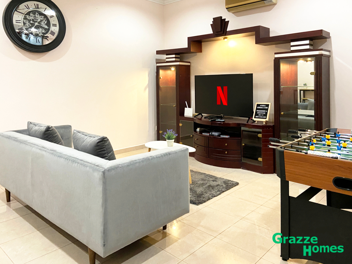 Living Area 15