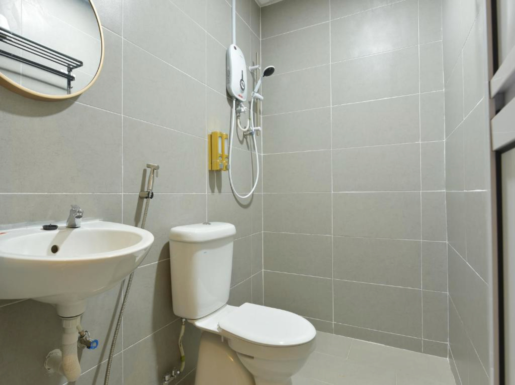 Bathroom 2