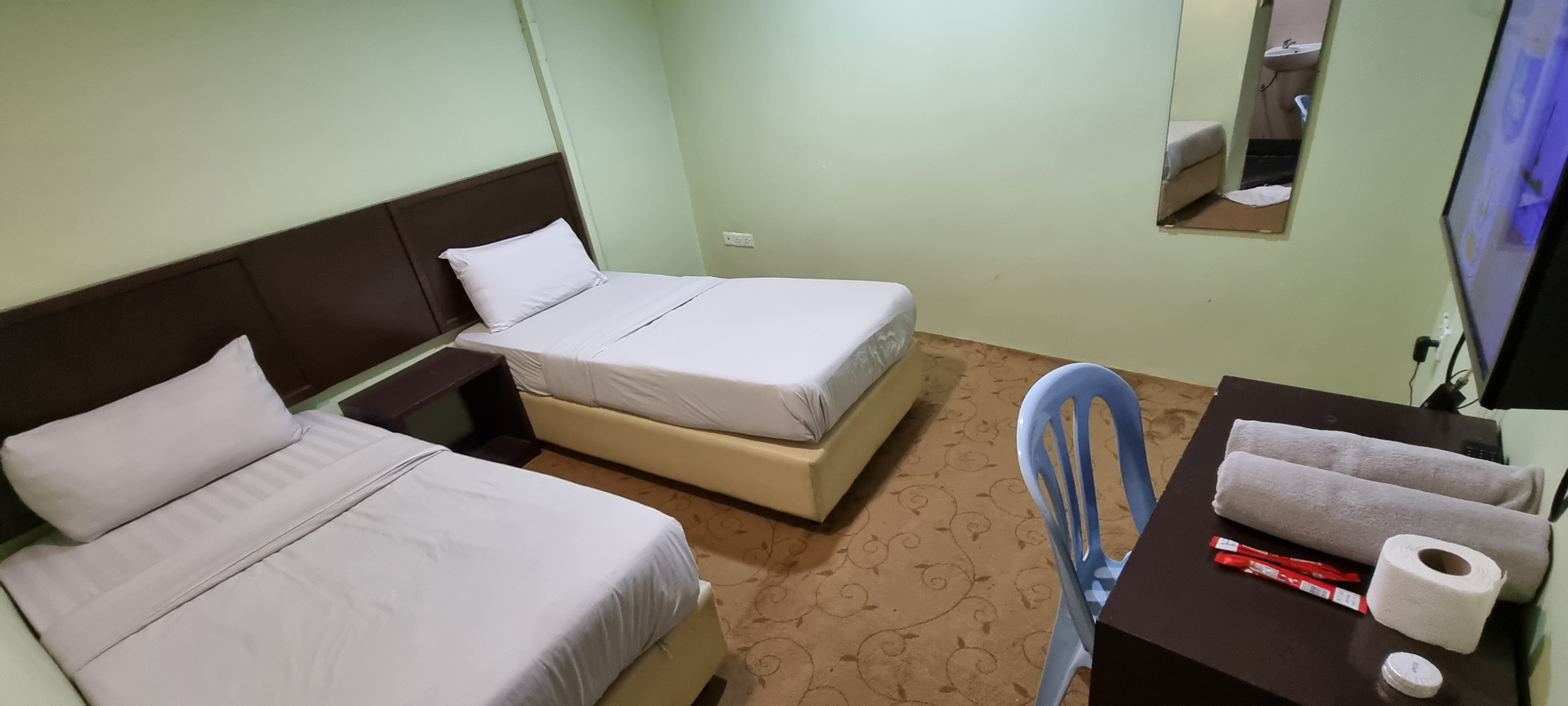 Bed 8