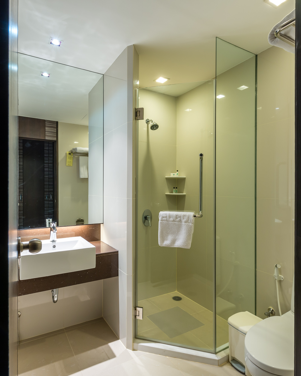 Bathroom 4