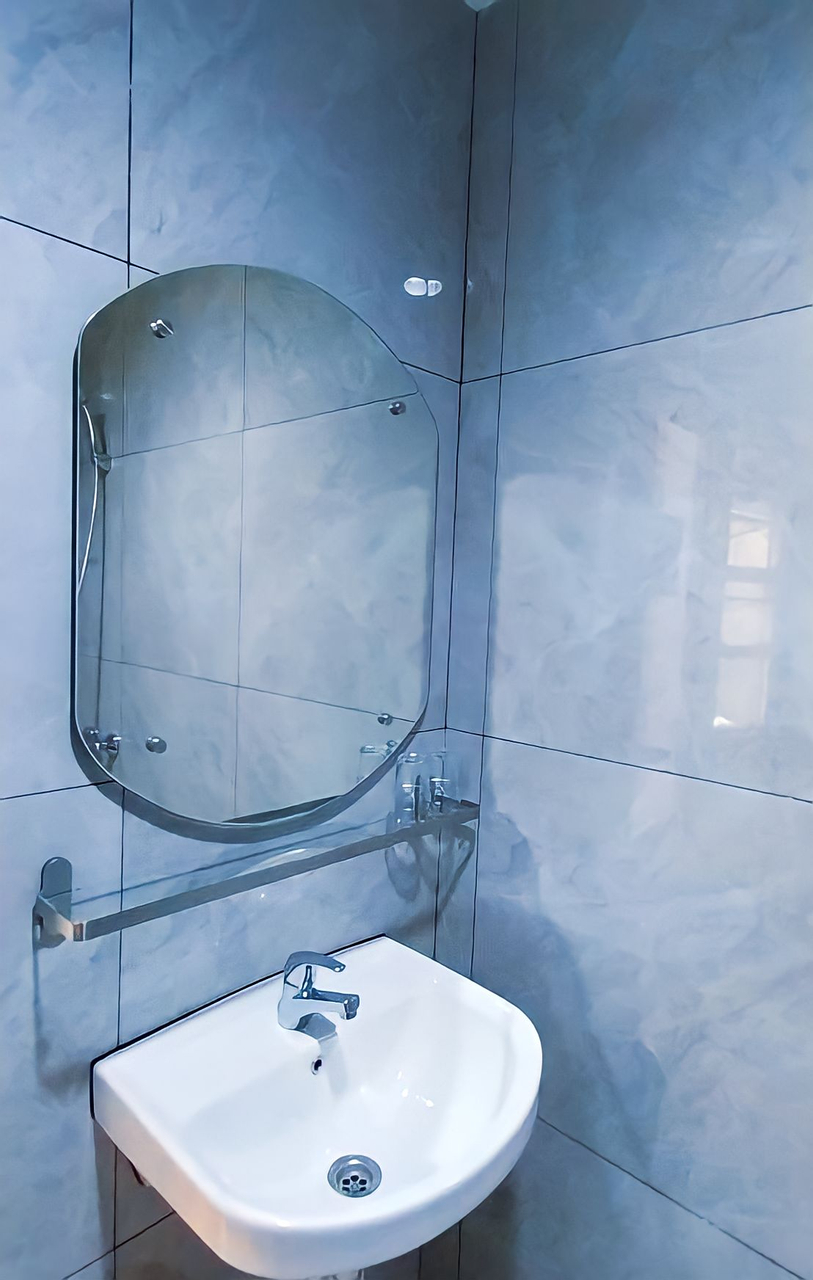 Bathroom 4