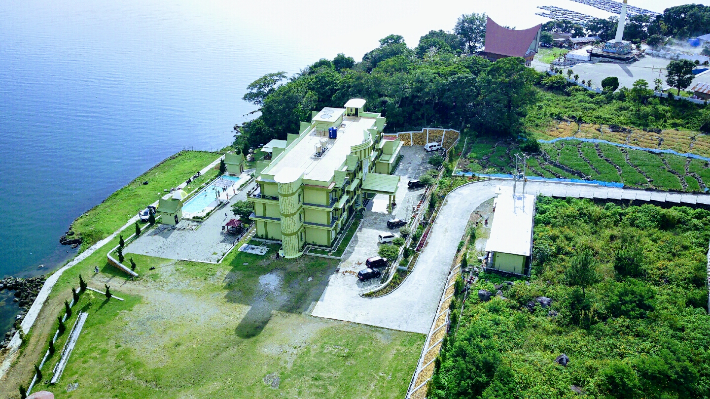 Exterior & Views 3, Hotel Debang Resort Silalahi, Dairi