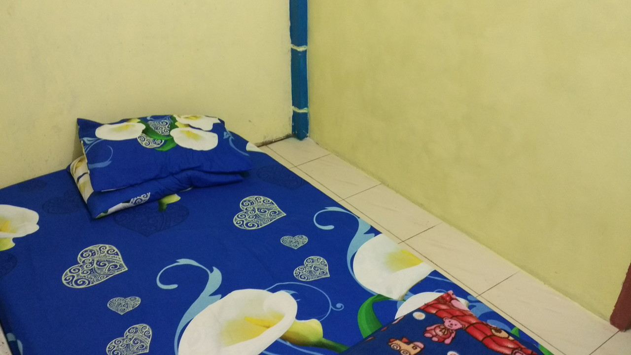 Bedroom 1, Homestay Eni Rosidah, Ngawi