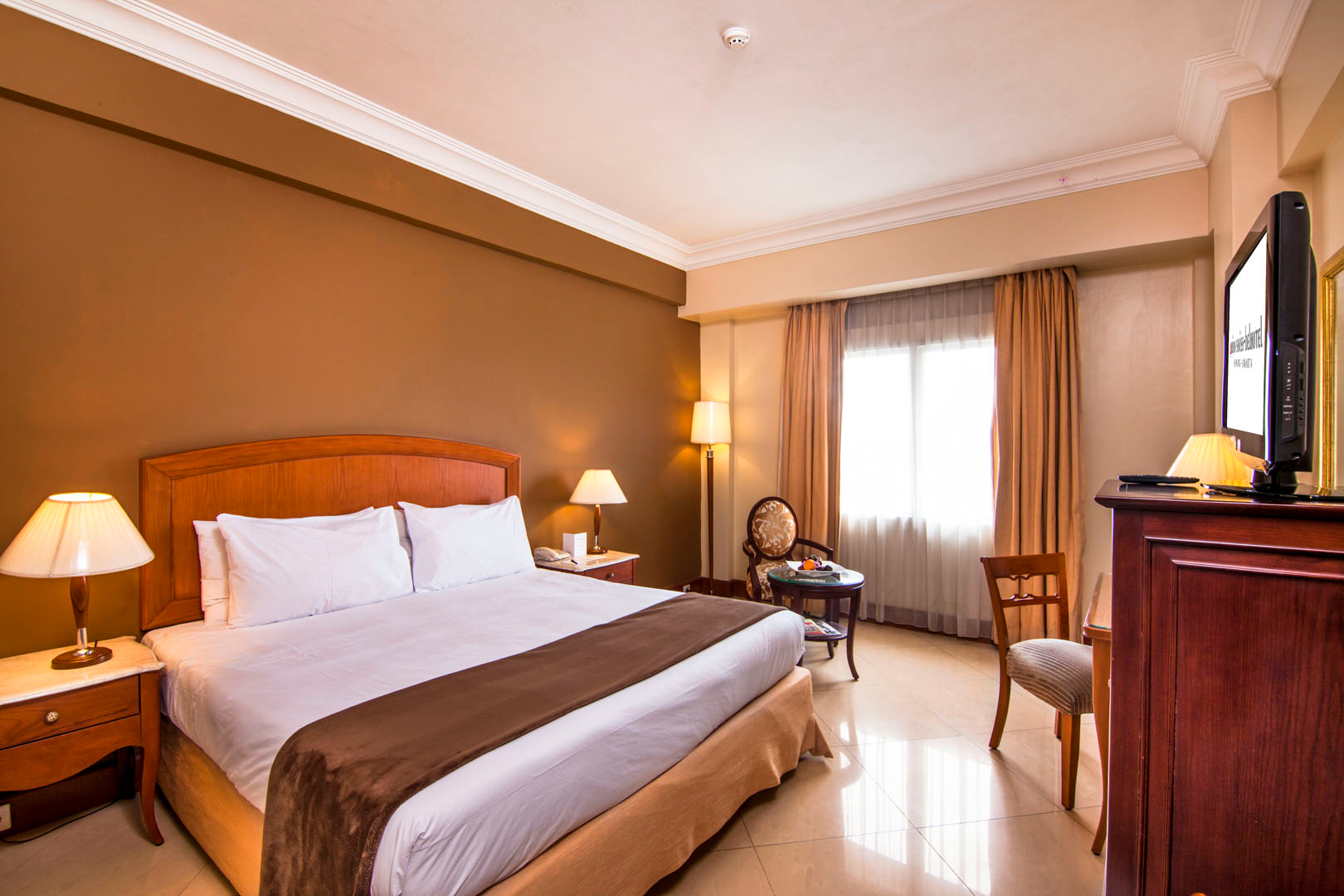 PREMIUM DELUXE ROOM, 1 King Size Bed, Park View and Balcony