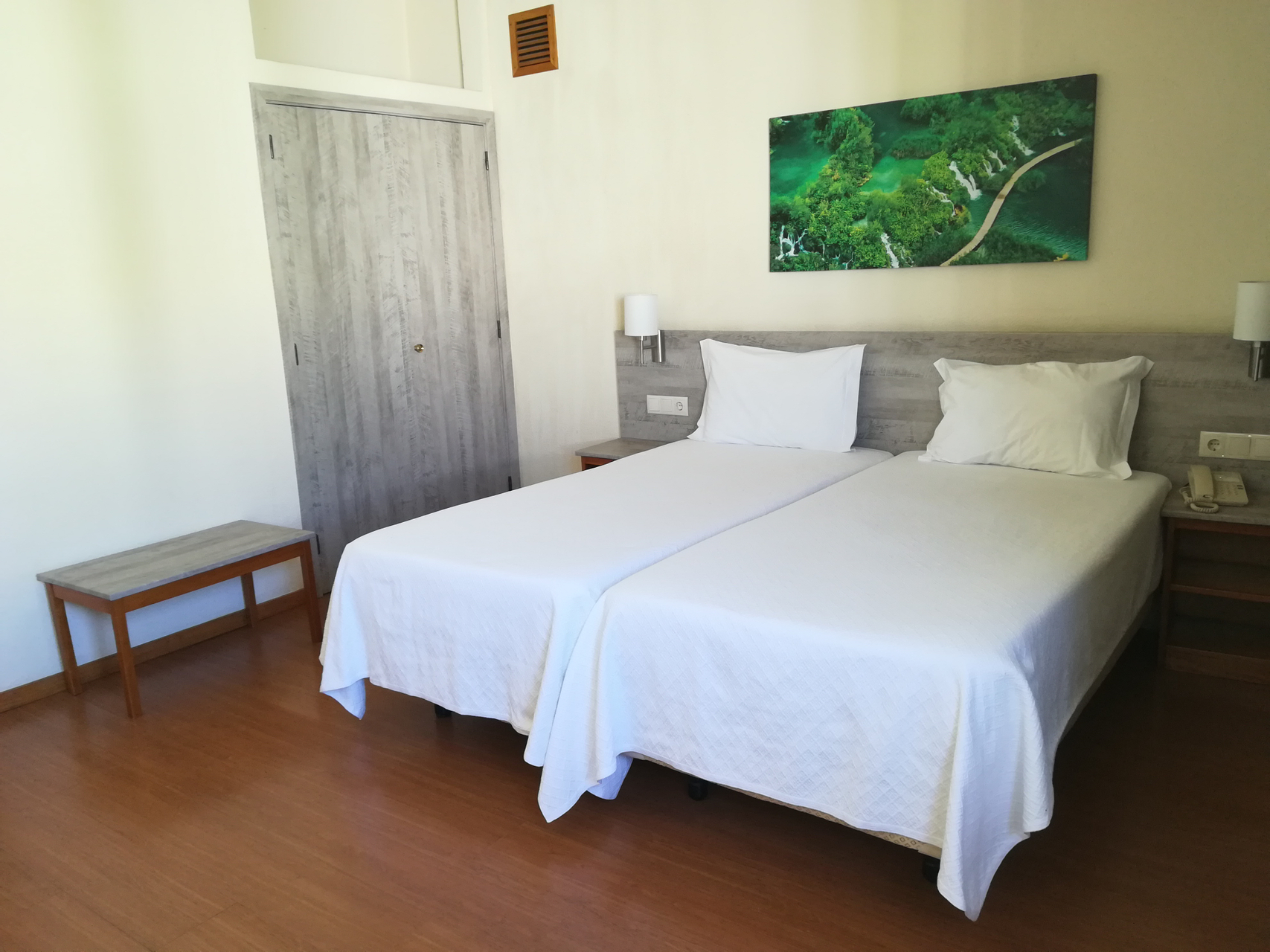 Kamar Standard Other atau Ranjang Lain
