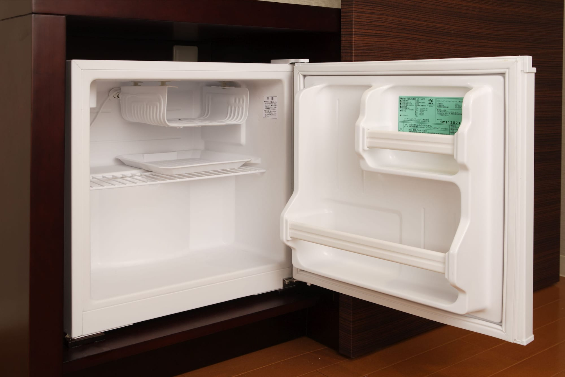 Mini-refrigerator 10
