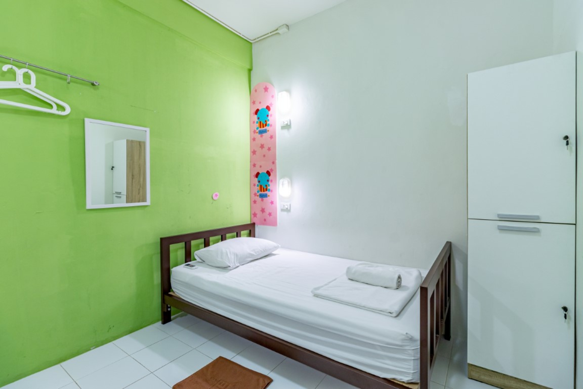 Room 9