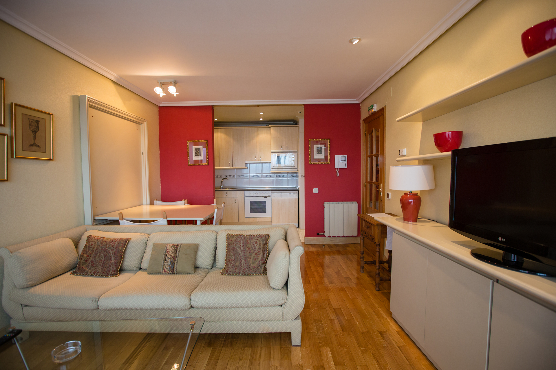 APARTMENT ONE BEDROOM CAPACITY 2