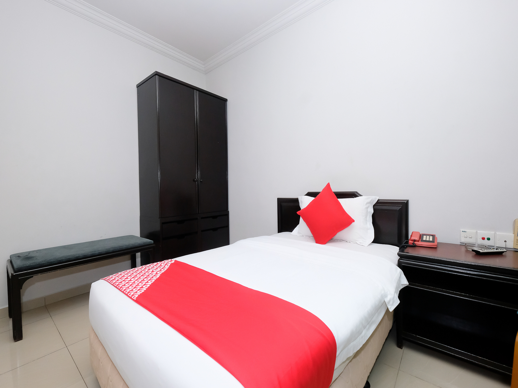 Single Standard Room