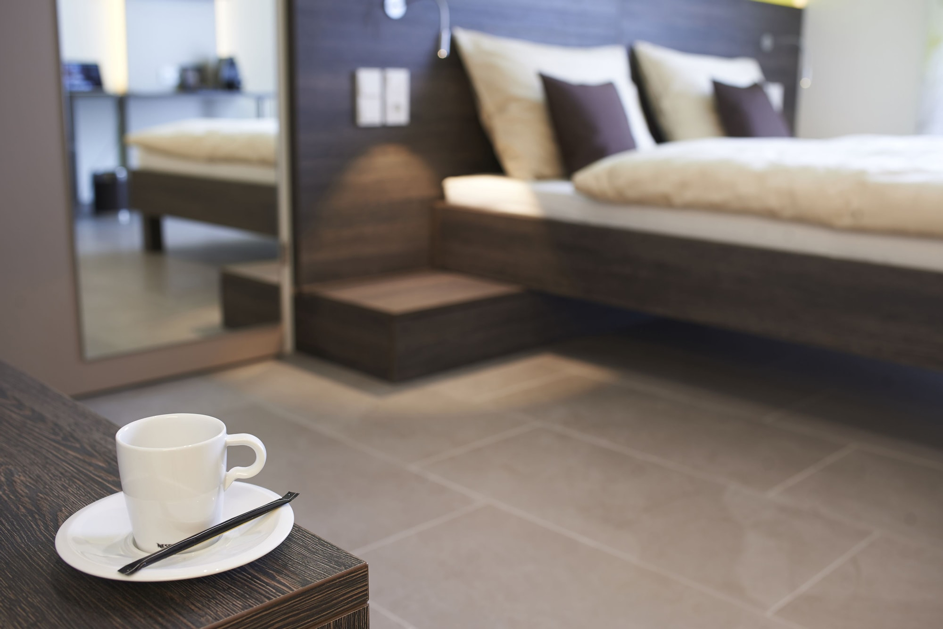 Room amenity 38