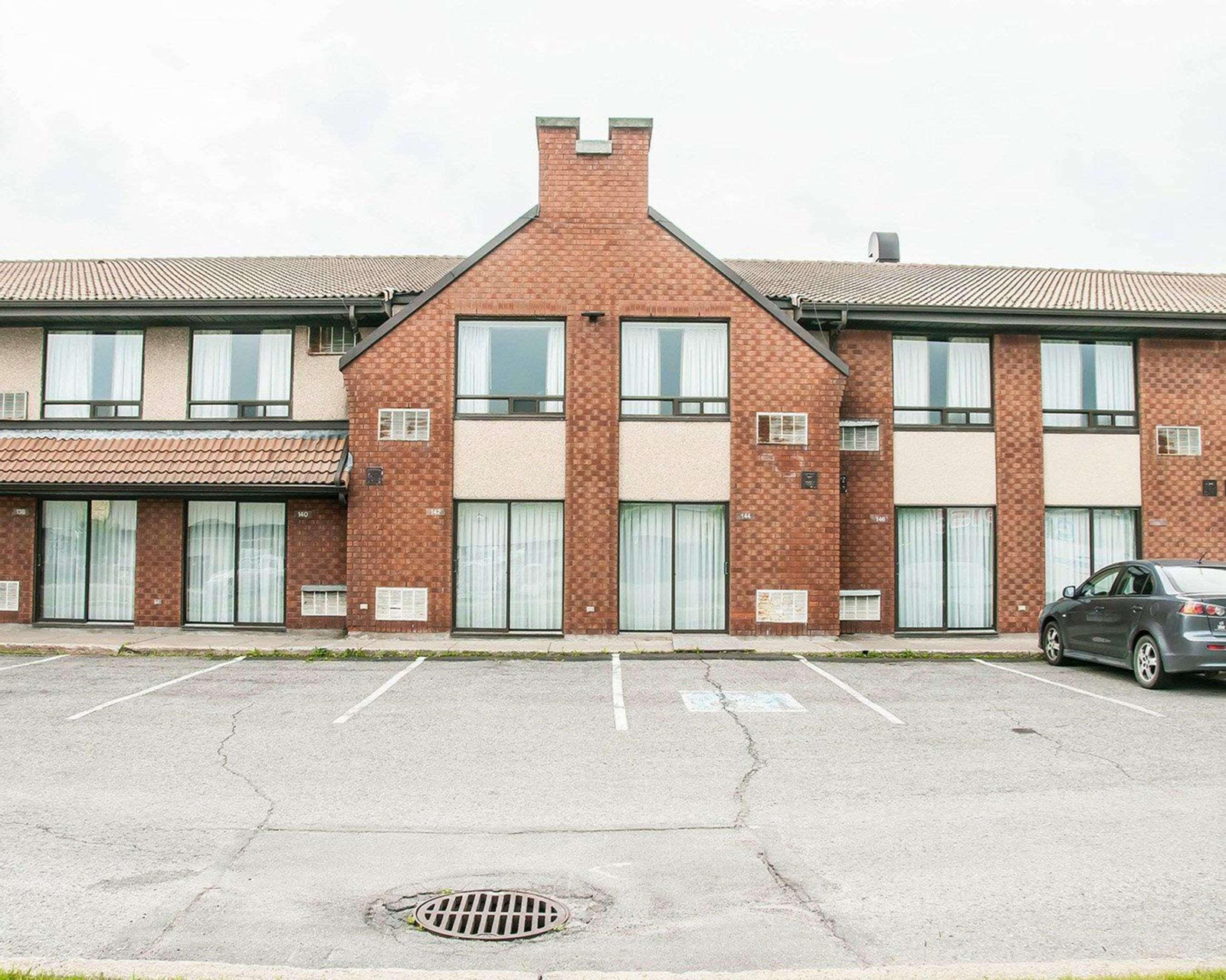 Exterior & Views 2, Comfort Inn Laval, Laval