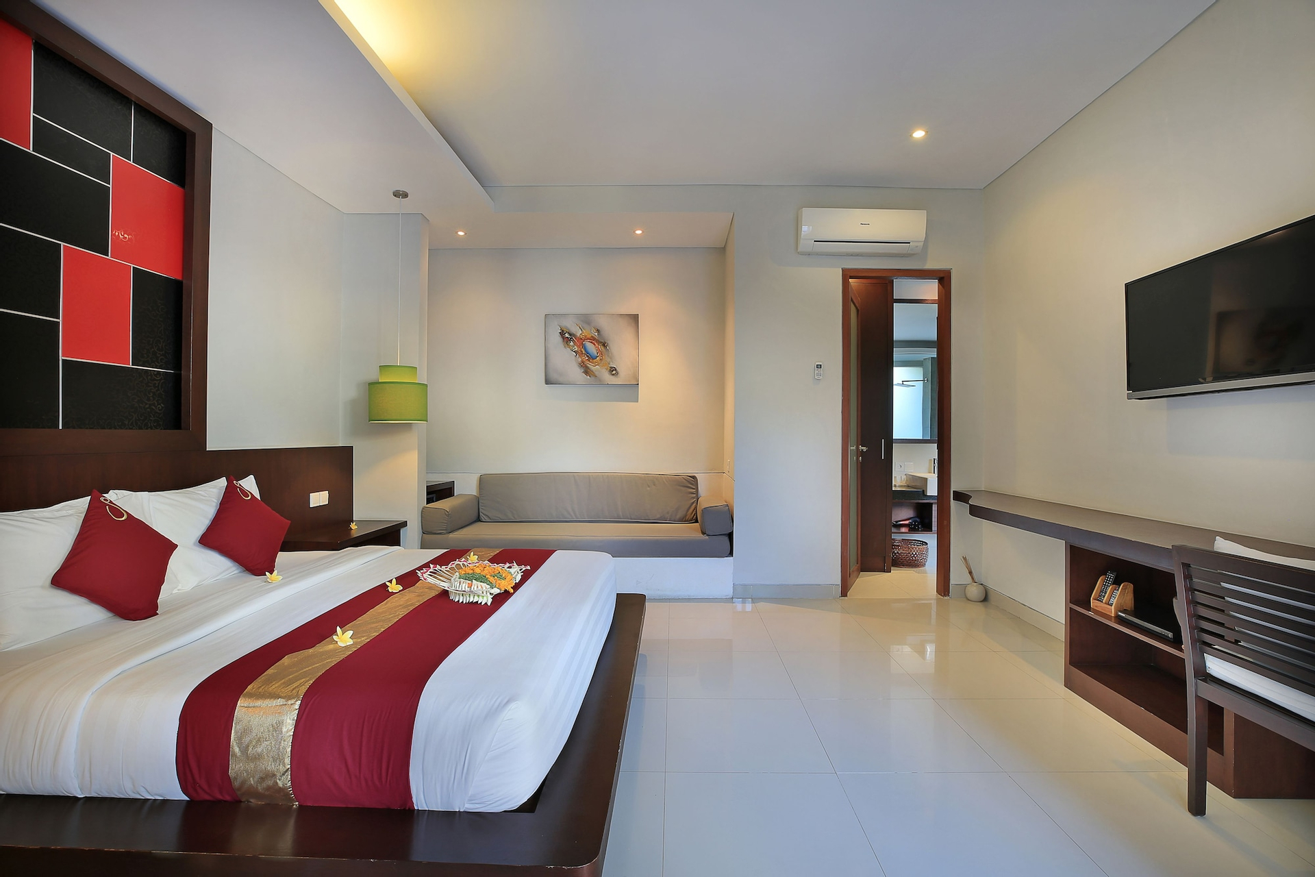 Room 32