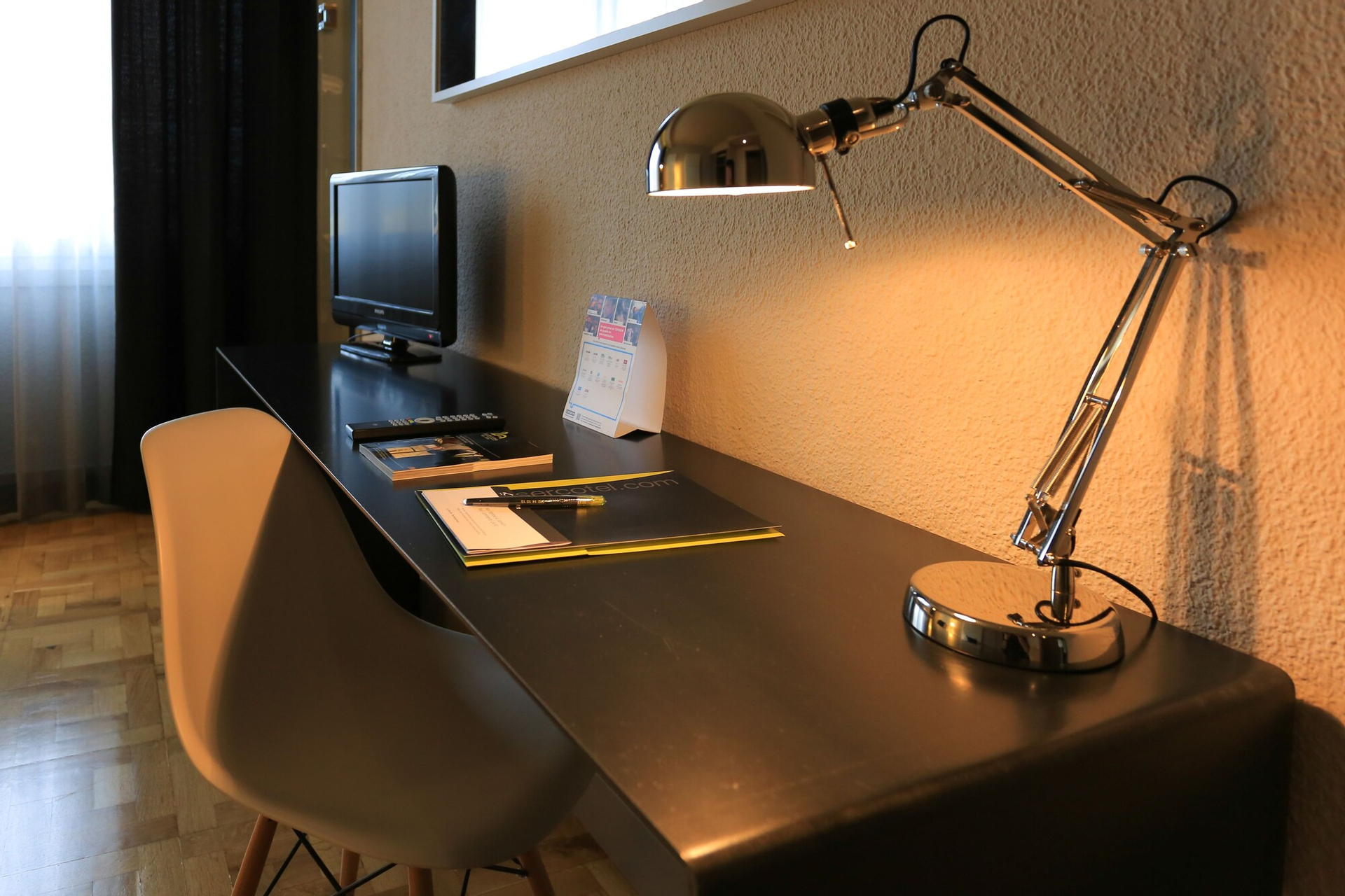 In-room business center 17