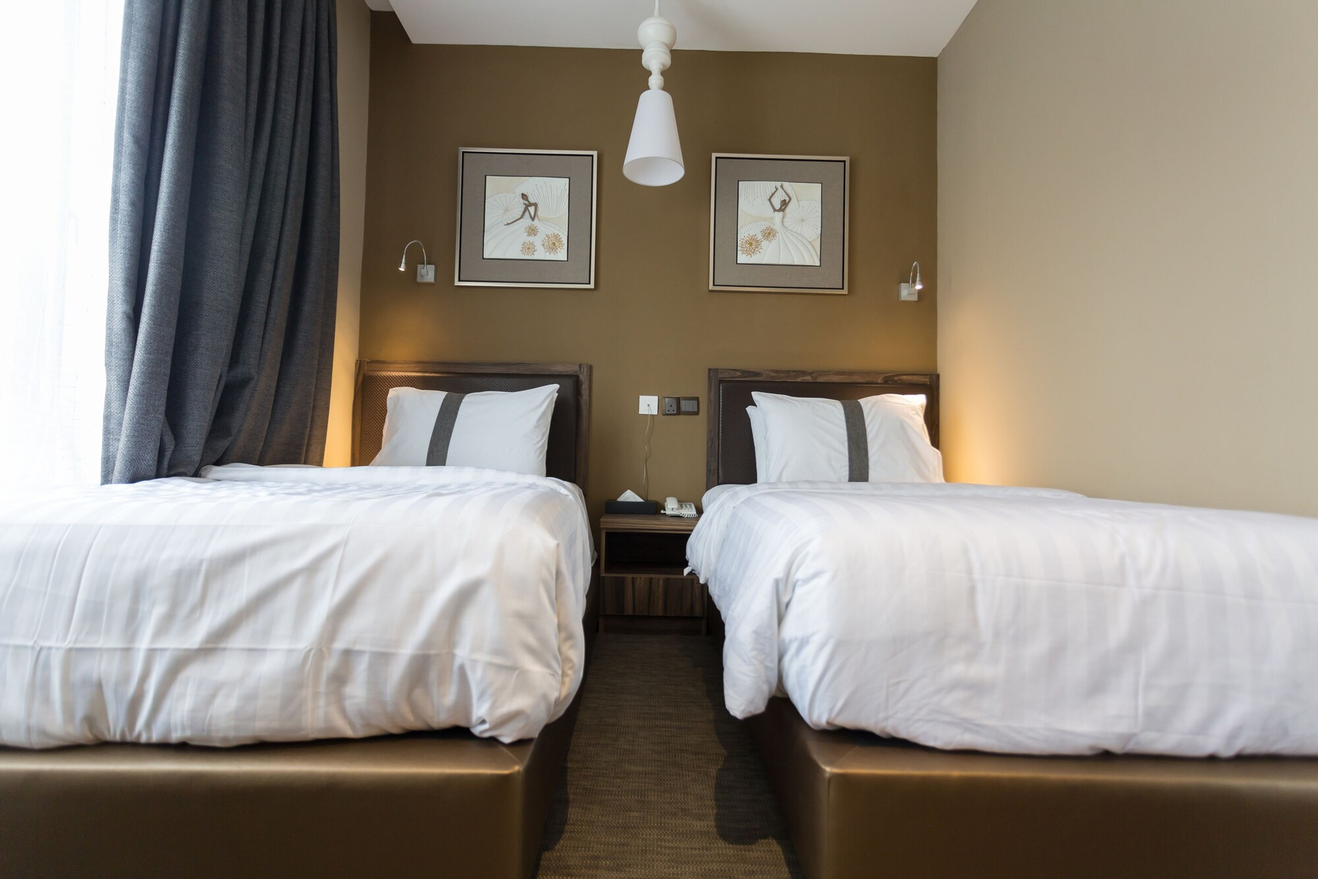 Room 4