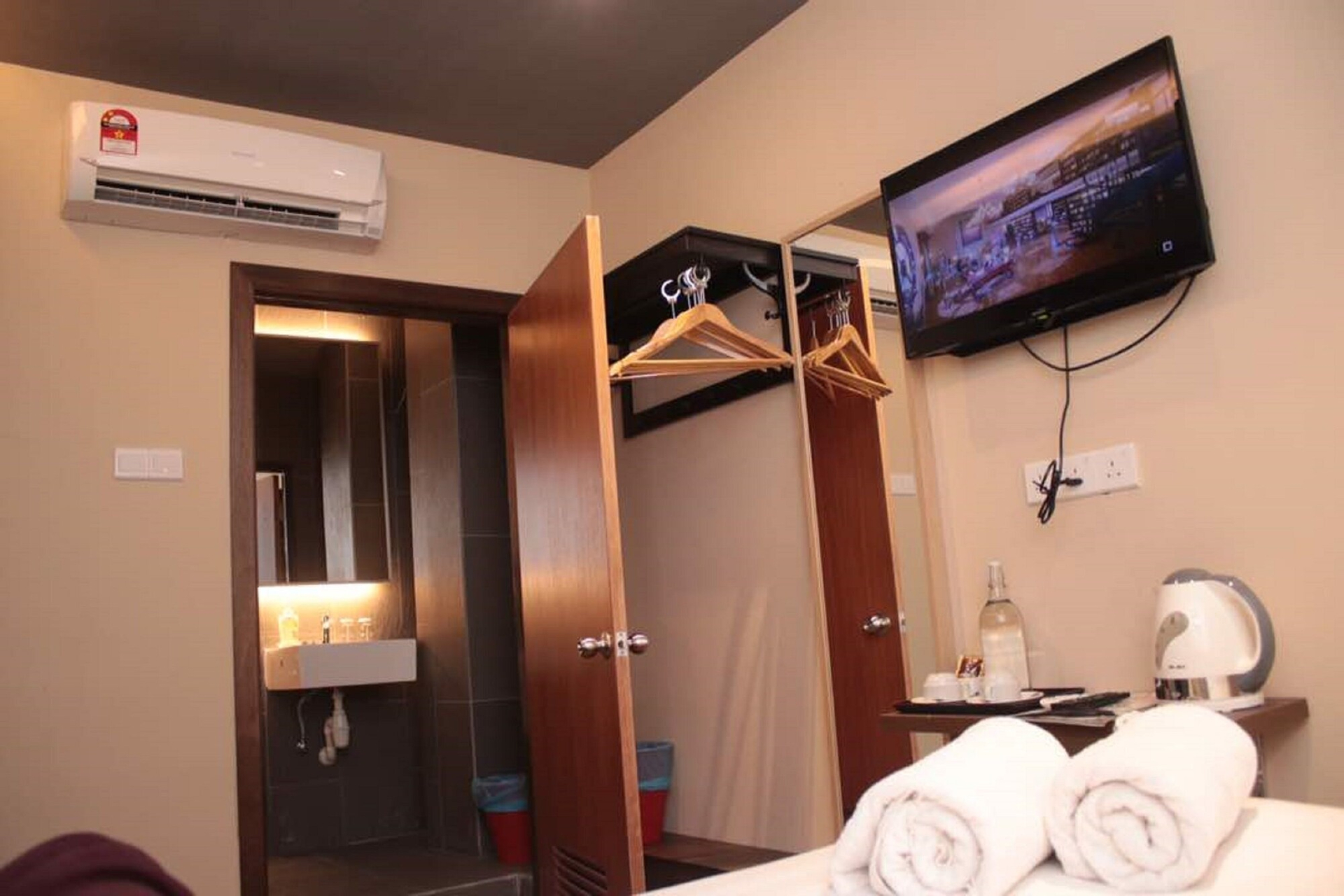 Kamar Standard Other atau Ranjang Lain