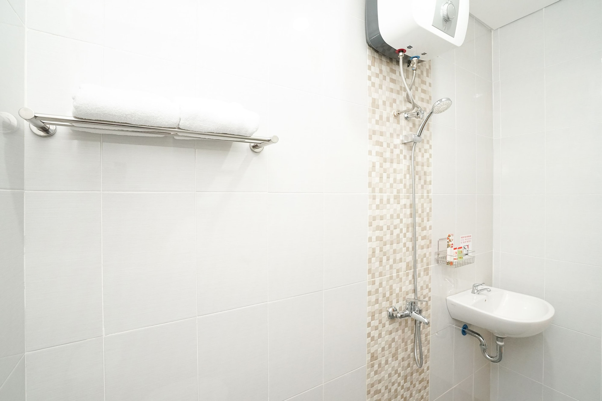 Bathroom 12