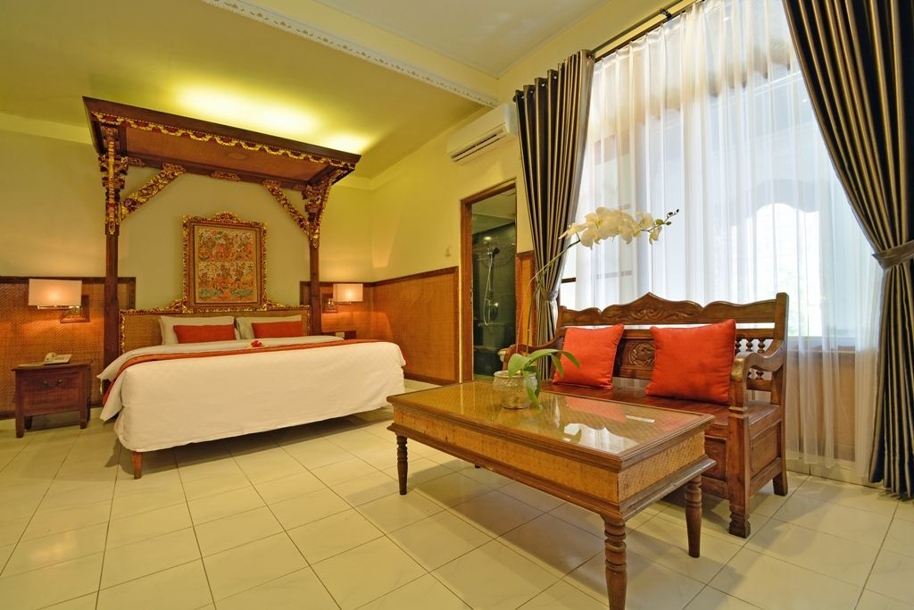 Kamar Deluks Double - Pemandangan Kolam Renang