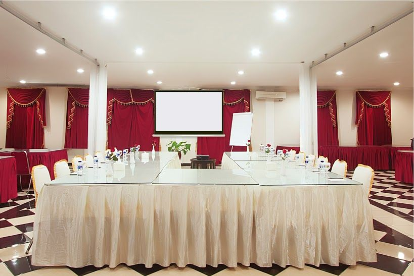 Business Facilities