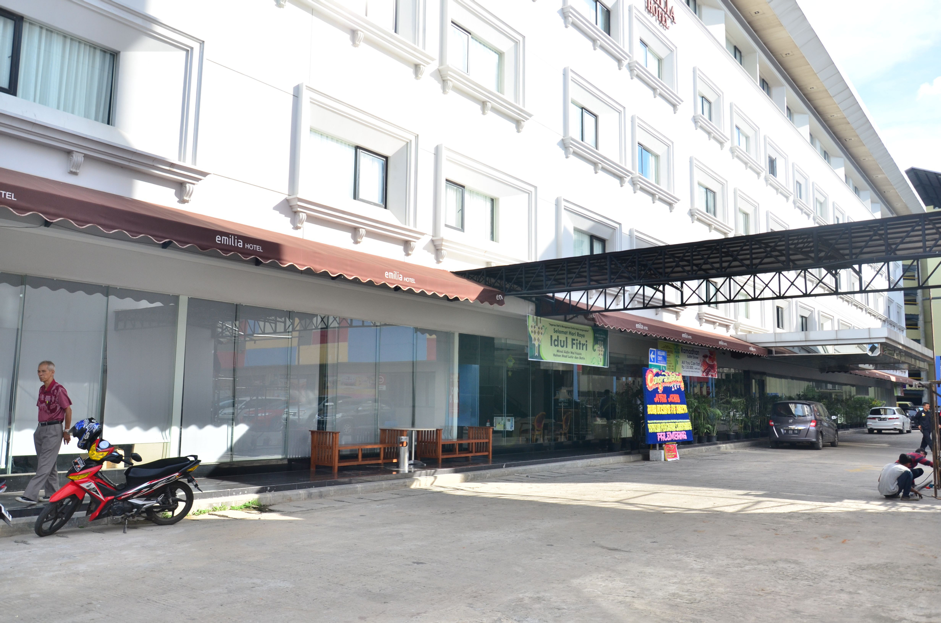 Emilia Hotel By Amazing - Palembang, Palembang