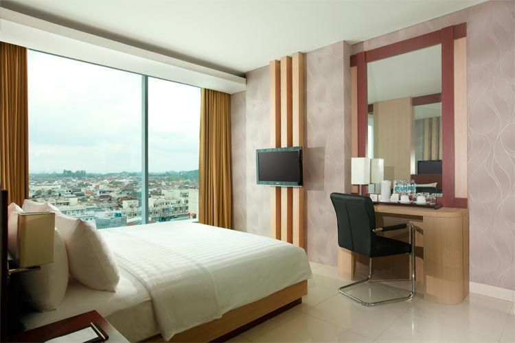 Bedroom 3, Hotel Santika Tasikmalaya, Tasikmalaya