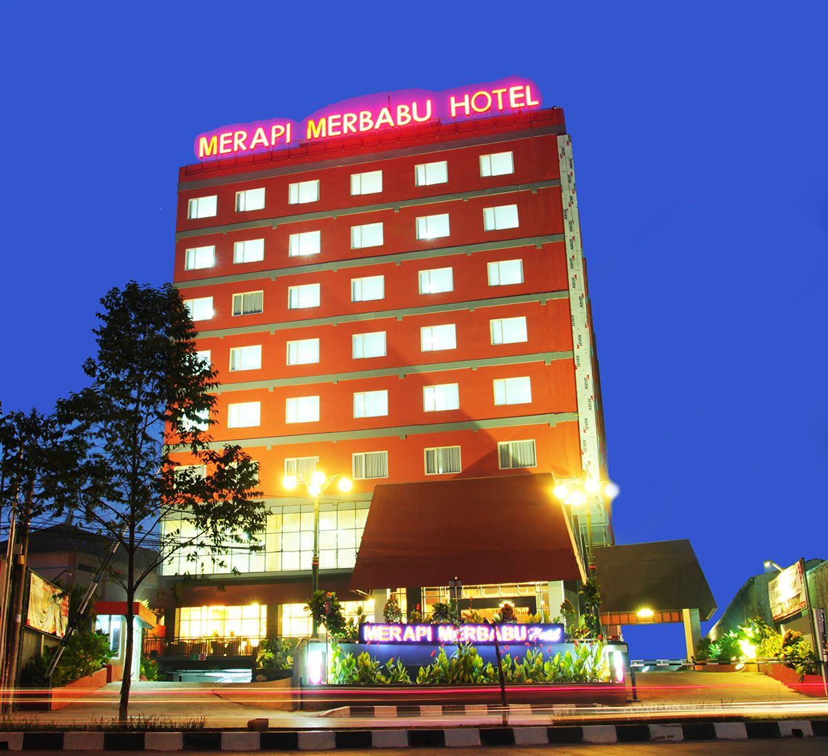Exterior & Views 1, Merapi Merbabu Hotel Bekasi, Bekasi