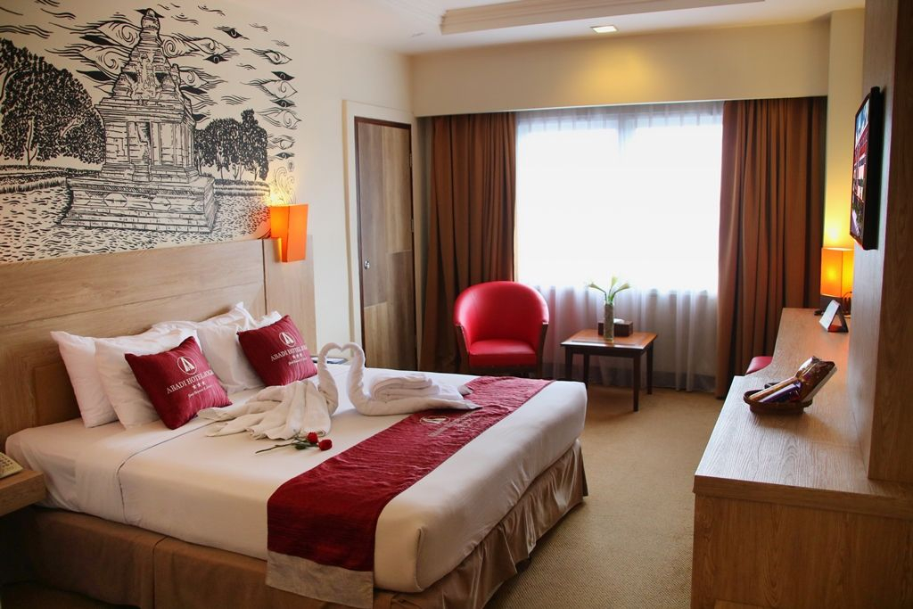 King or Twin Deluxe Room