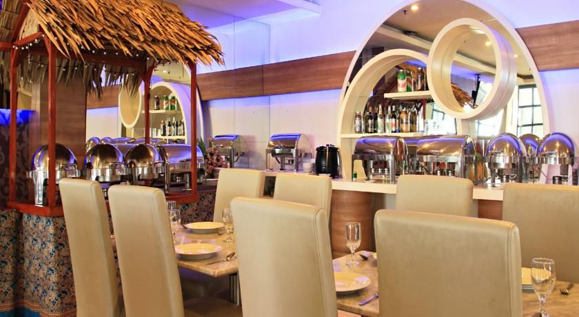 Food & Drinks