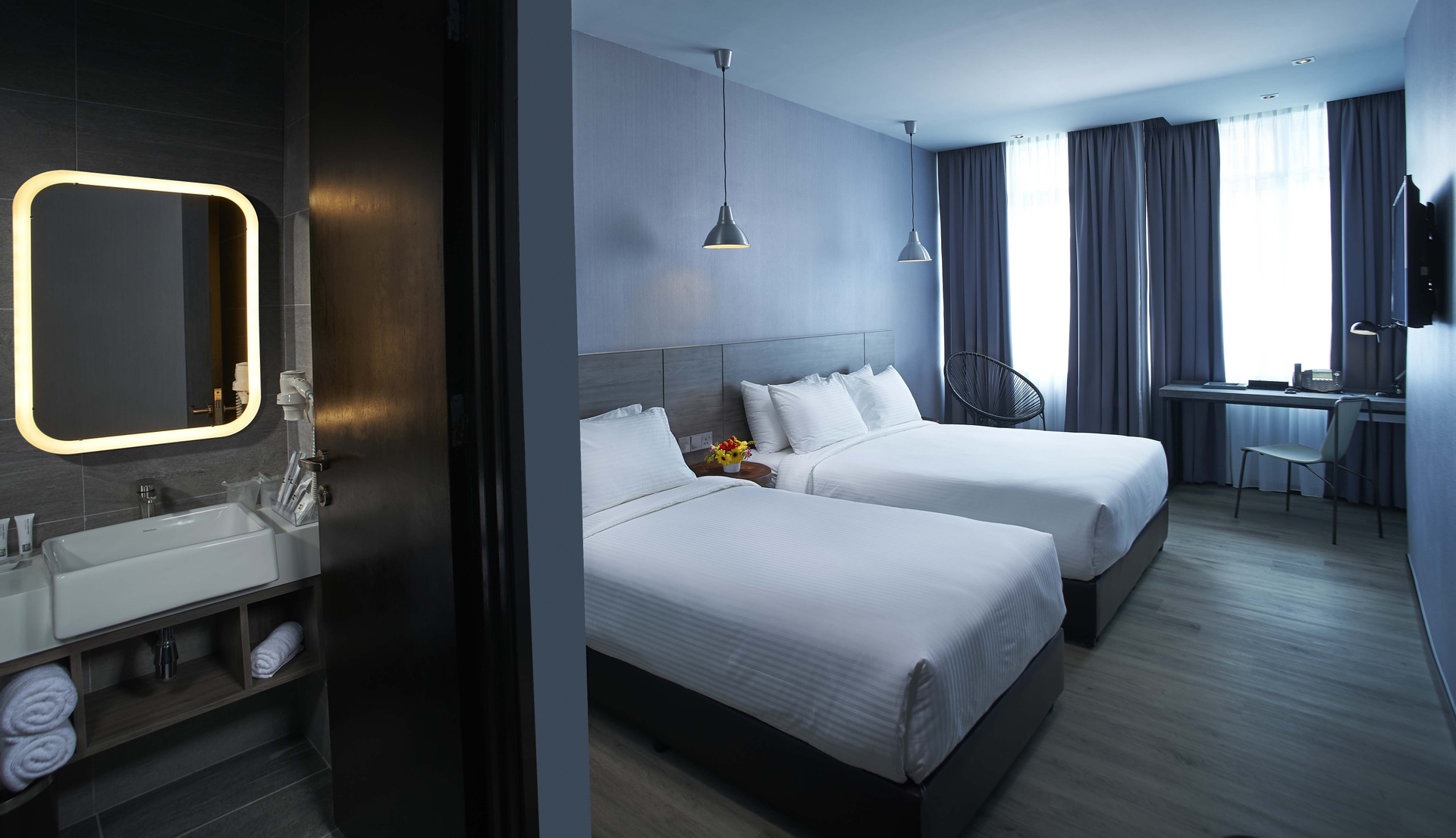Kamar Deluks Double atau Ranjang Lain
