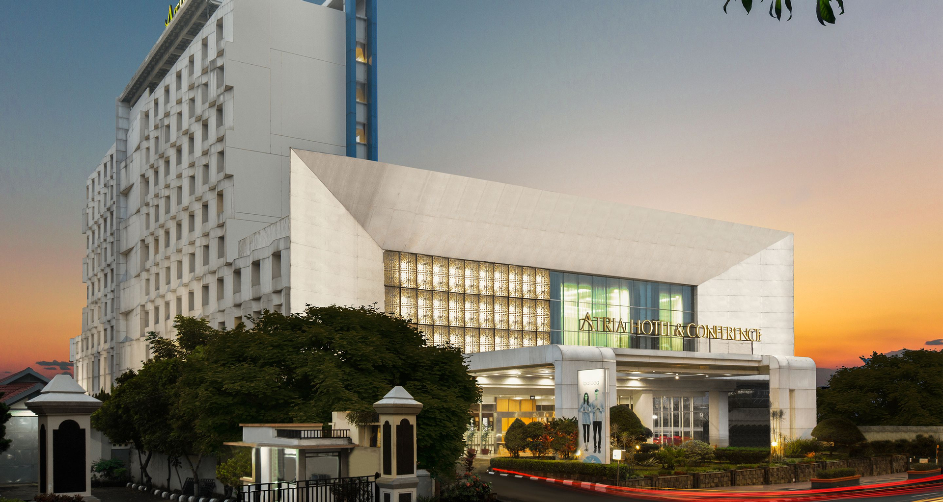 Exterior & Views 2, Atria Hotel Magelang, Magelang