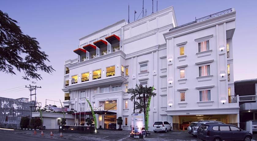 HW Hotel Padang, Padang